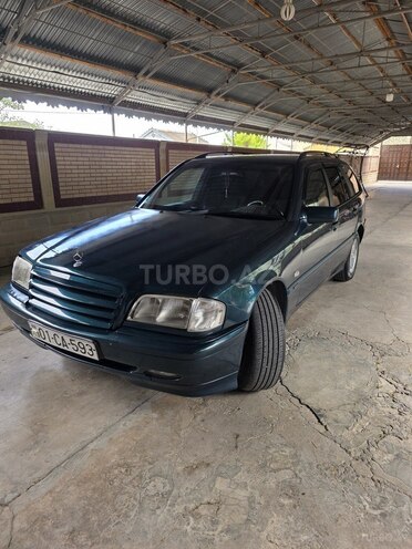 Mercedes C 200-2