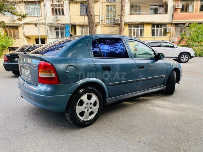 Opel Astra-3
