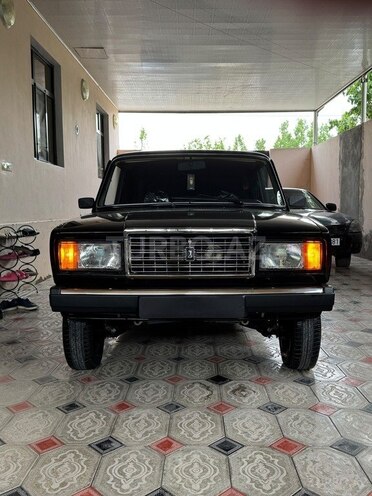LADA (VAZ) 2107-1