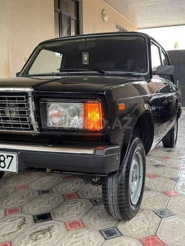 LADA (VAZ) 2107-4