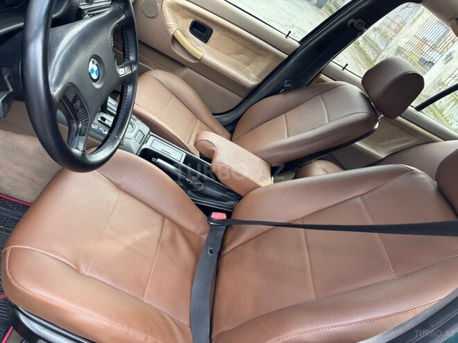 BMW 316-13