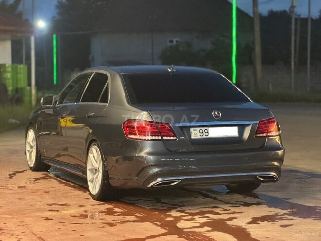 Mercedes E 250-3