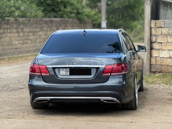 Mercedes E 250-8
