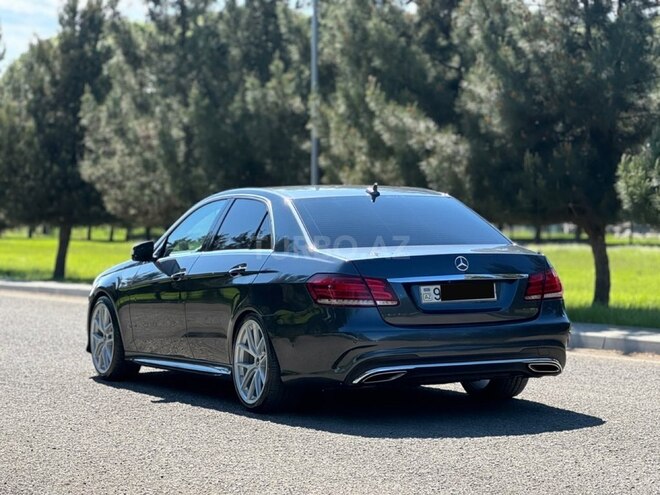 Mercedes E 250-19