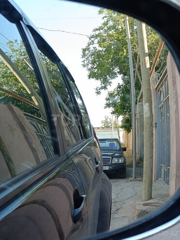 Mercedes E 200-16