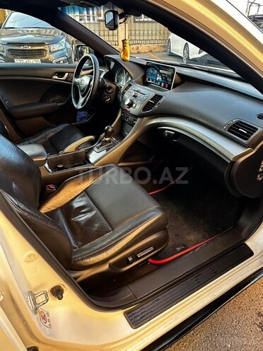 Honda Accord-9