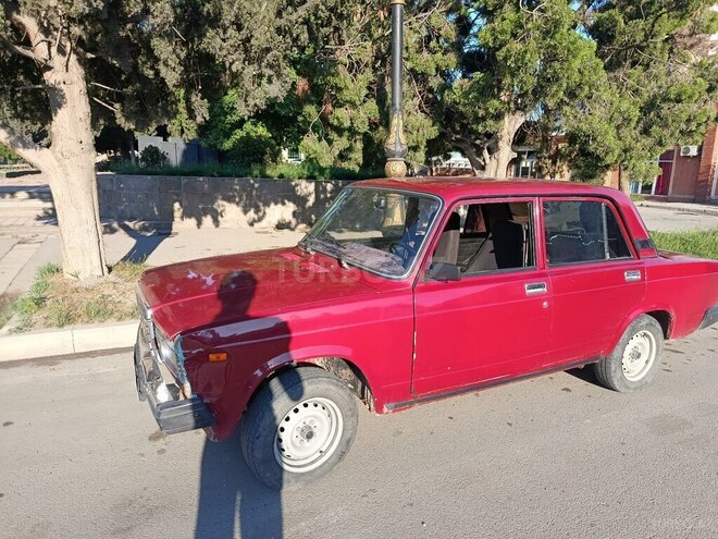 LADA (VAZ) 2107-5