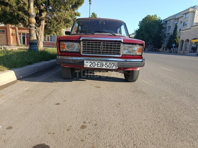 LADA (VAZ) 2107-1