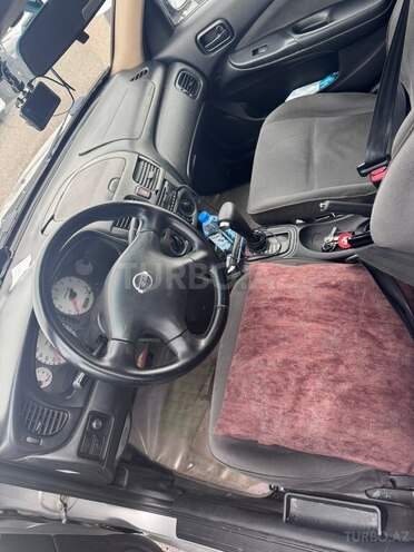 Nissan Sunny-4