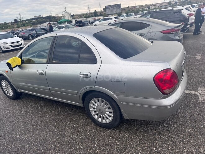 Nissan Sunny-6