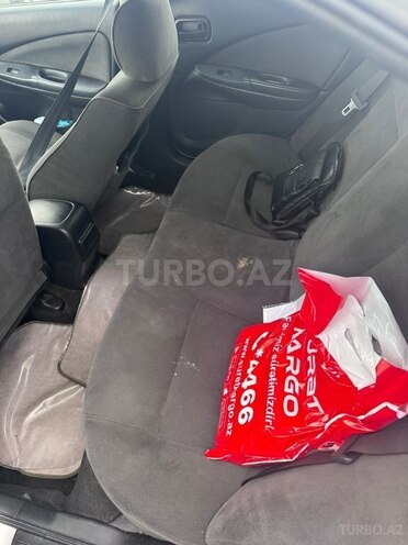 Nissan Sunny-3