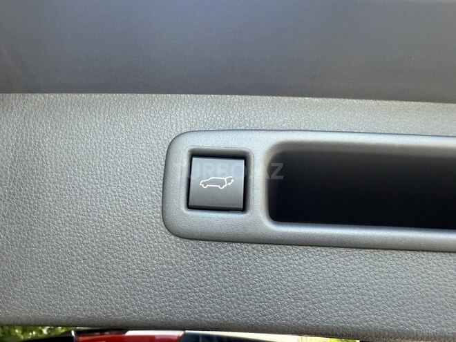 Toyota Highlander-21
