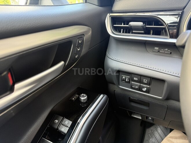 Toyota Highlander-14