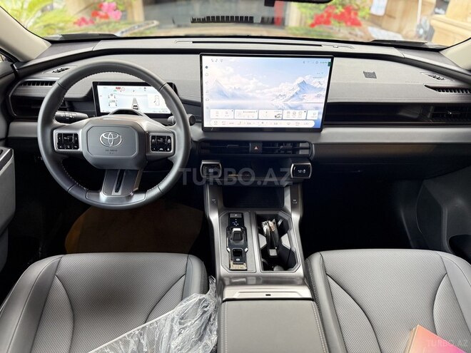 Toyota RAV4-10