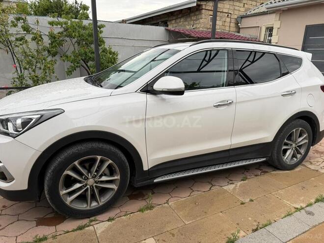 Hyundai Santa Fe-14
