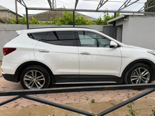 Hyundai Santa Fe-10