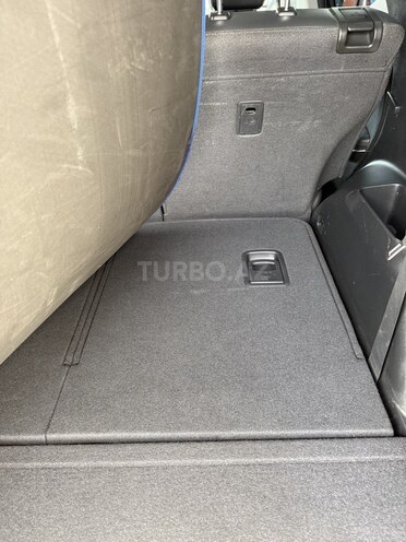 Hyundai Santa Fe-10