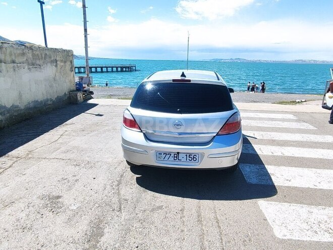 Opel Astra-2