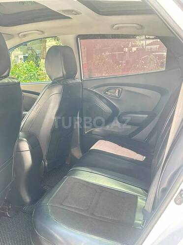 Hyundai ix35-6