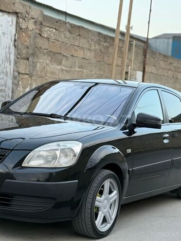 Kia Rio-3