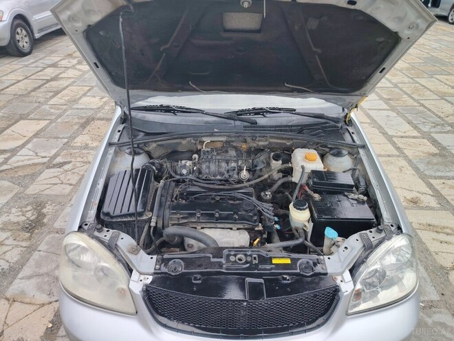 Chevrolet Lacetti-4