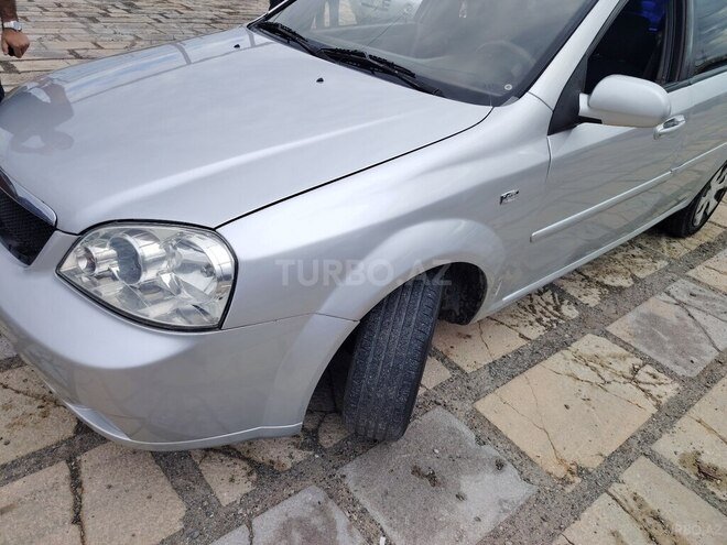 Chevrolet Lacetti-7