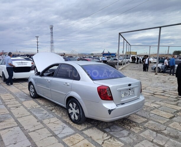 Chevrolet Lacetti-9