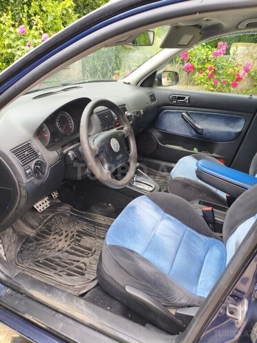 Volkswagen Golf-5