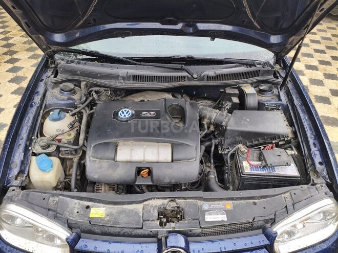 Volkswagen Golf-8