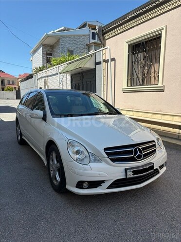 Mercedes R 500 4MATIC-8