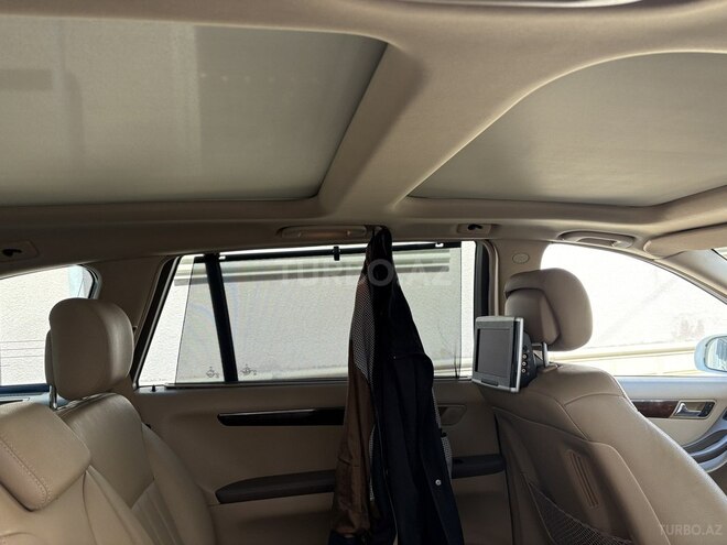 Mercedes R 500 4MATIC-7