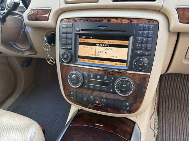 Mercedes R 500 4MATIC-4