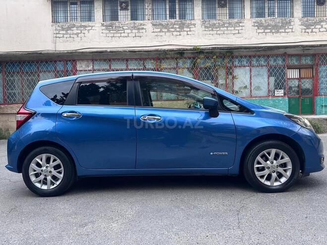 Nissan Note-5