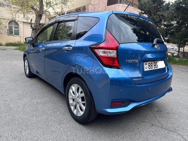 Nissan Note-8