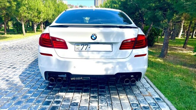 BMW 528-8