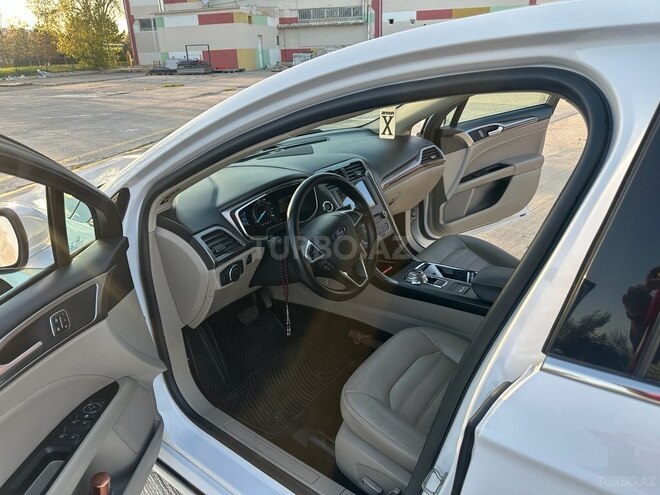 Ford Fusion (North America)-4