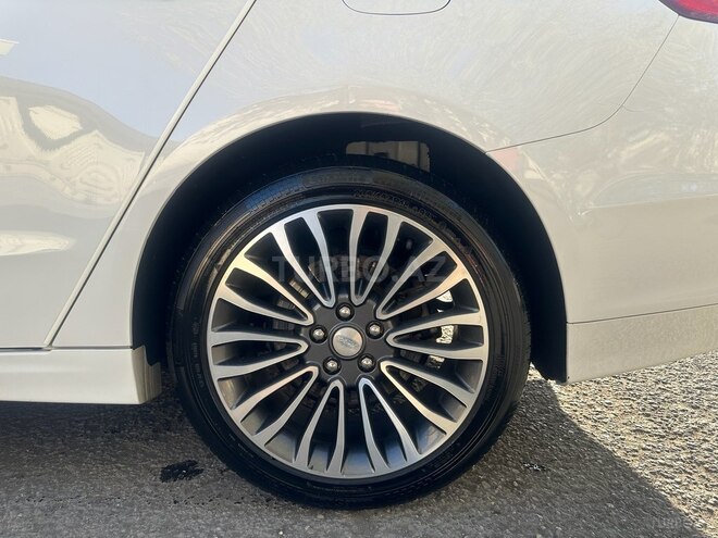 Ford Fusion (North America)-9