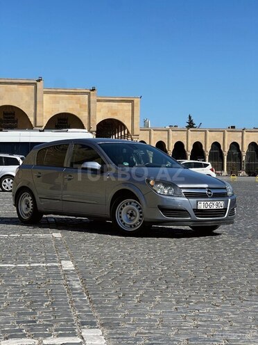 Opel Astra-2