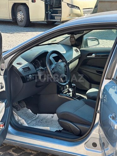 Opel Astra-13