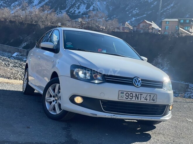 Volkswagen Polo-1