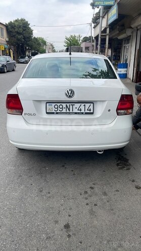 Volkswagen Polo-14