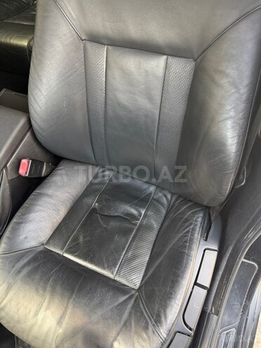 BMW 525-12