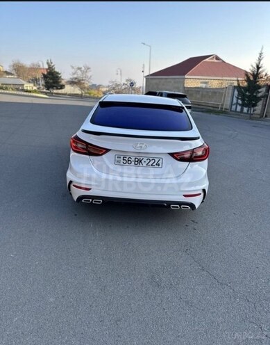 Hyundai Elantra-6