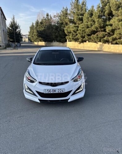Hyundai Elantra-1