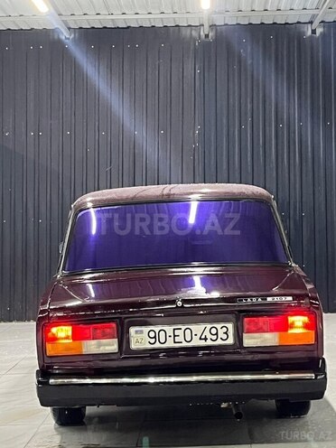 LADA (VAZ) 2107-5