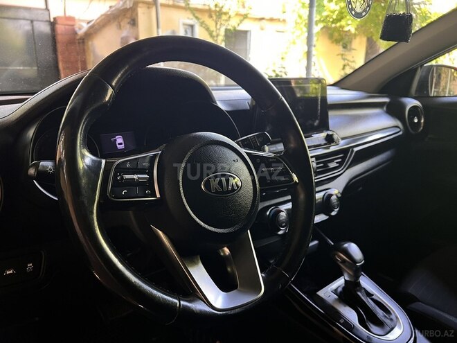 Kia Forte-3