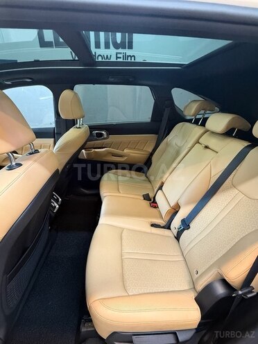 Kia Sorento-11