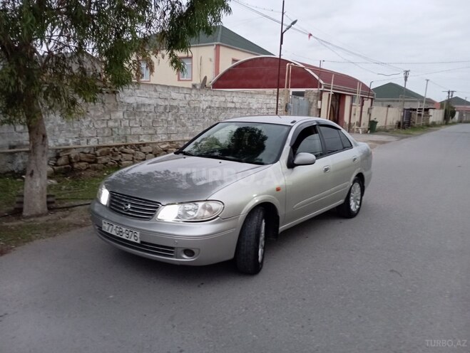 Nissan Sunny-2