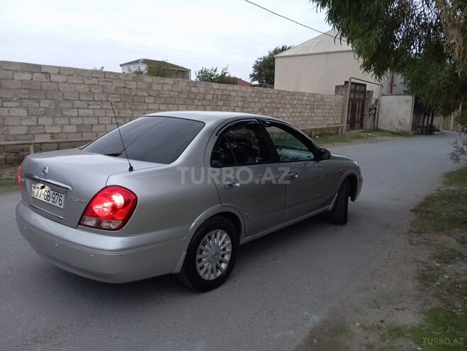 Nissan Sunny-3