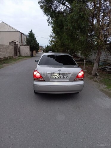 Nissan Sunny-4